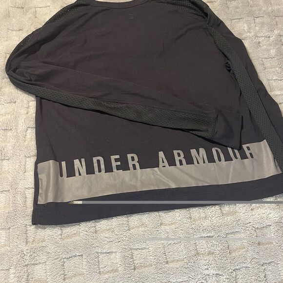 Under Armour Women's Cropped Mesh Long Sleeve Sz M Vented Black and Silver - Picture 2 of 12